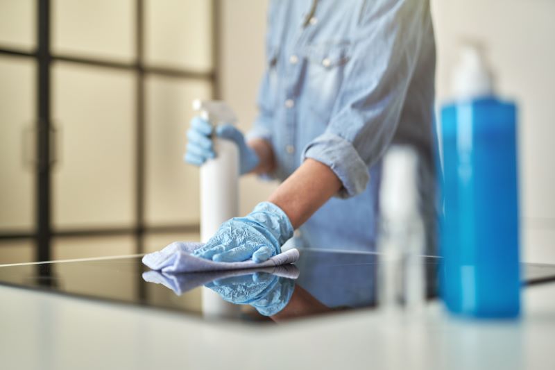 woman-cleaning2 woman-cleaning2
